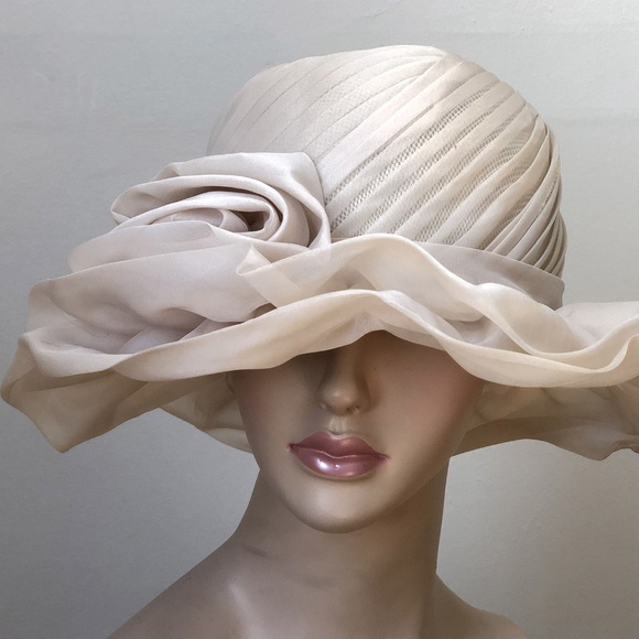 Vintage Ladies Dress Hat with Ruffles and Rose - Picture 1 of 8